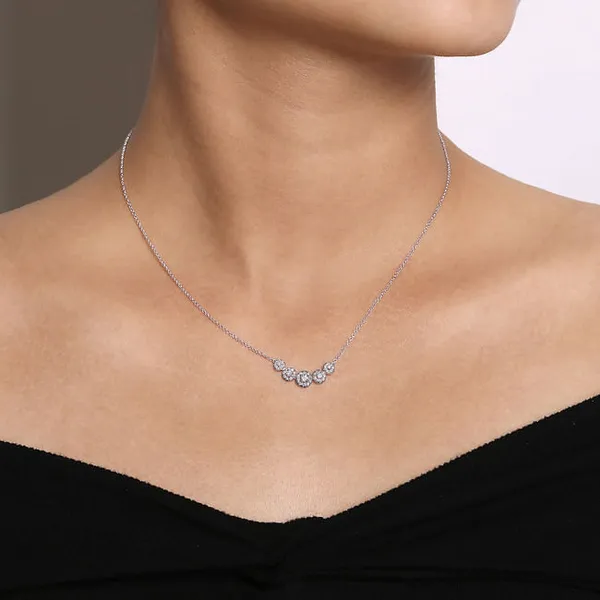 Round Cluster Necklace