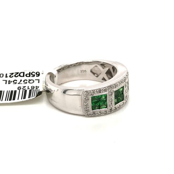 18k White Gold Gemstone Fashion Ring Image 3 David Douglas Diamonds & Jewelry Marietta, GA