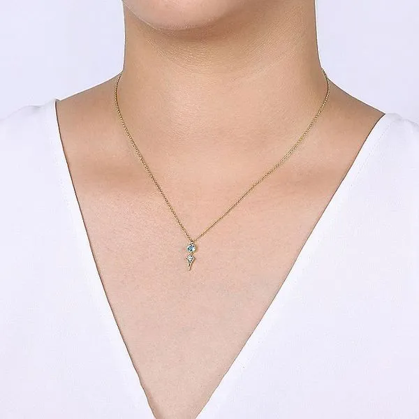 Kite Necklace