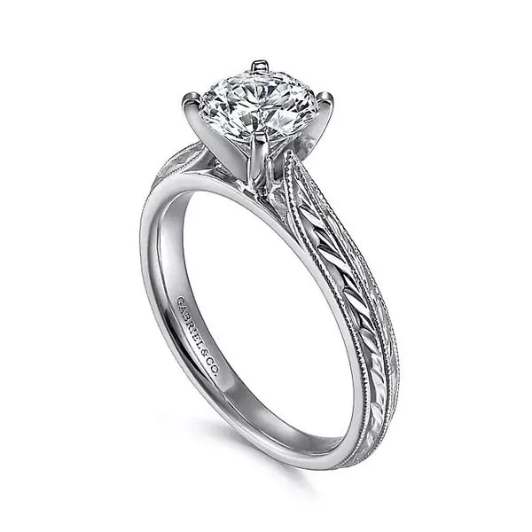 Customizable | Vintage Engagement Ring