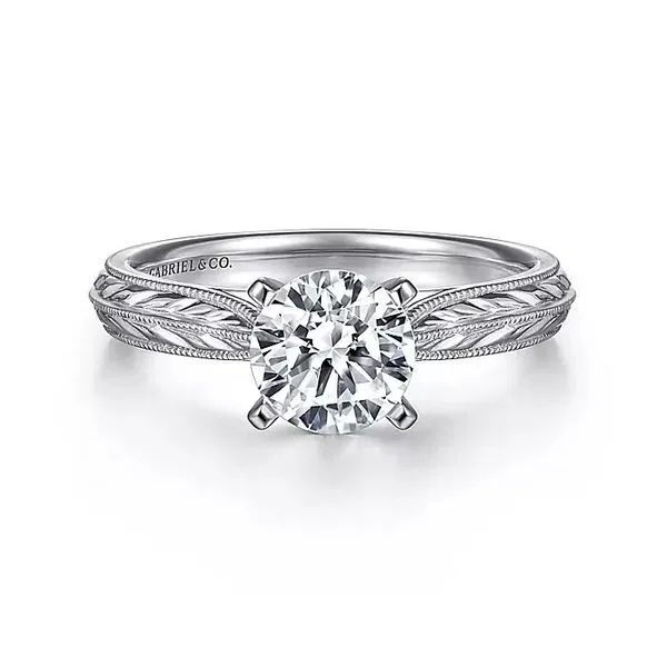 Customizable | Vintage Engagement Ring