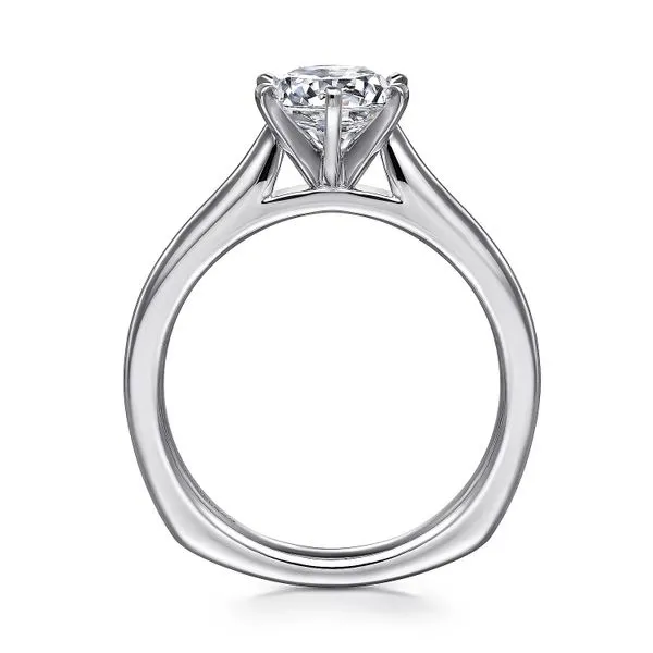 Customizable | Solitaire Engagement Ring