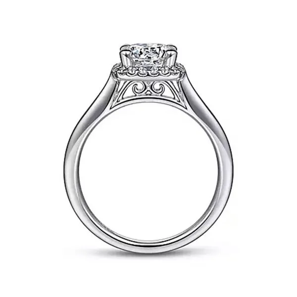 Customizable | Halo Engagement Ring