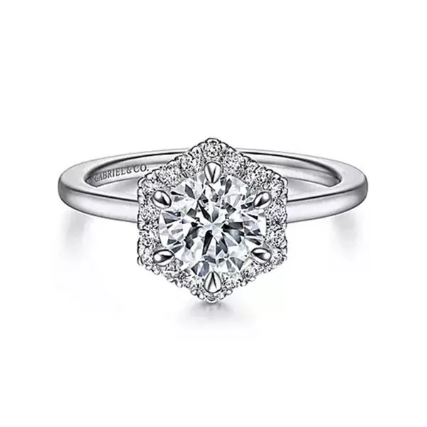 Customizable | Halo Engagement Ring