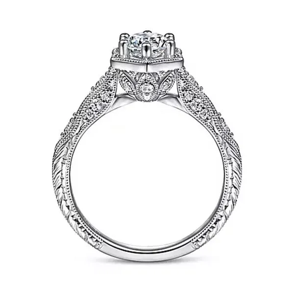 Customizable | Vintage Engagement Ring