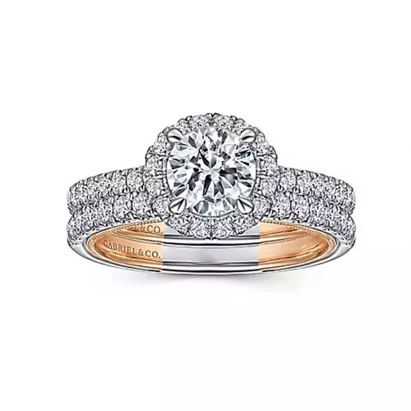 Customizable | Halo Engagement Ring