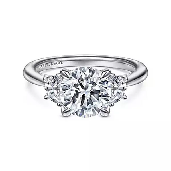 Customizable | Three Stone Engagement Ring