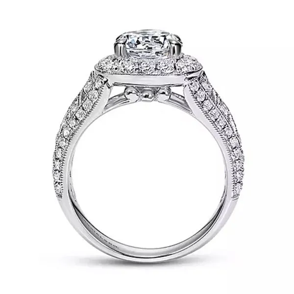 Customizable | Halo Engagement Ring