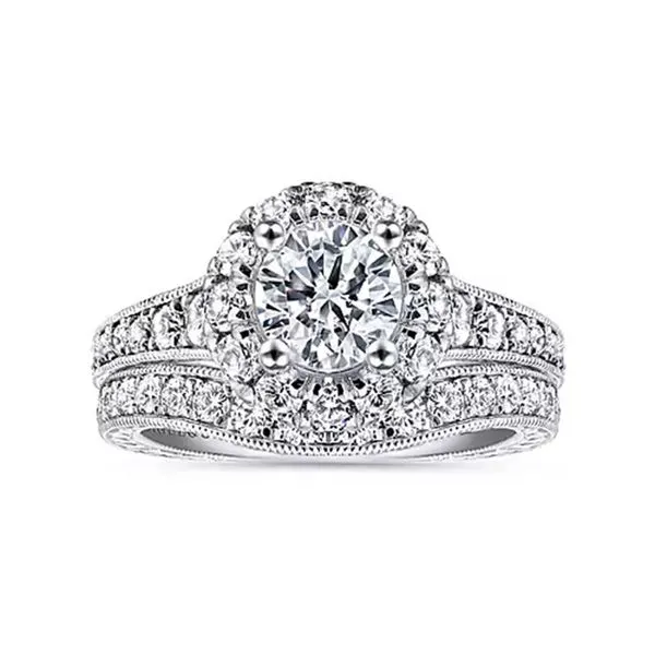 Customizable | Halo Engagement Ring