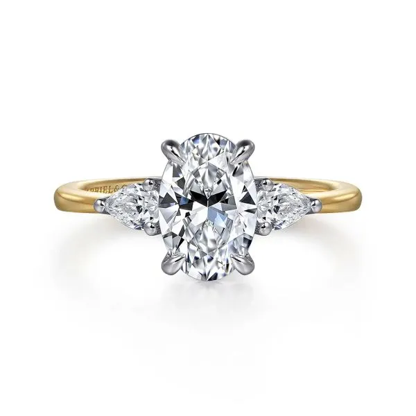 Customizable | Three Stone Engagement Ring