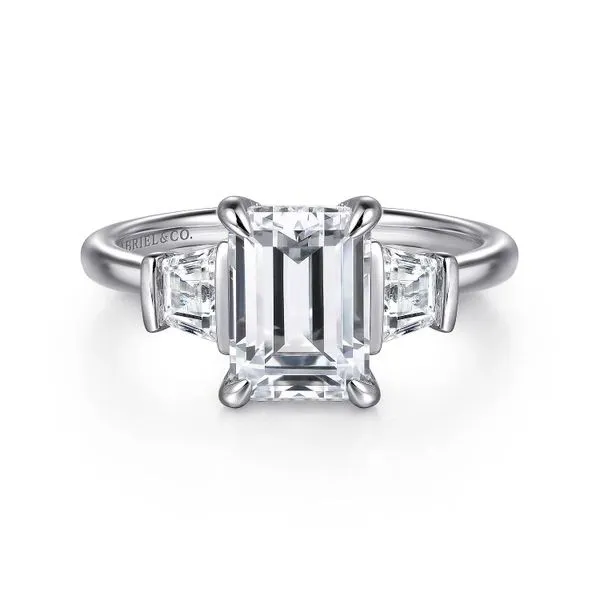 Customizable | Three Stone Engagement Ring