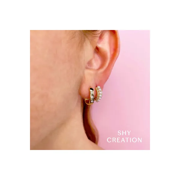 Shy Creation Pearl Hoop Earring Image 2 DeScenza Diamonds Boston, MA
