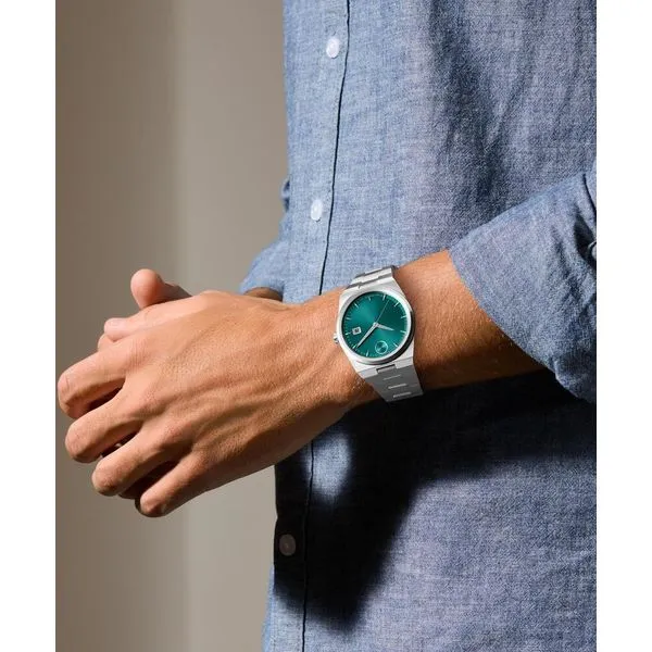 Movado Bold Quest Watch Image 4 DeScenza Diamonds Boston, MA