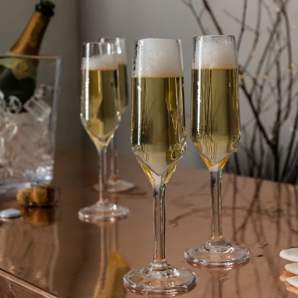 Simon PearceBristol Champagne Flutes, Set of 2 Image 4 DeScenza Diamonds Boston, MA