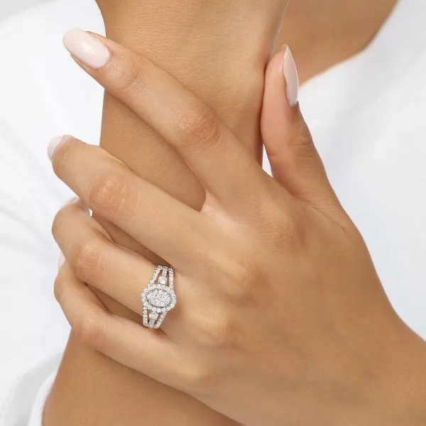 D. Geller Collection 14K Diamond Cluster Ring Image 4 D. Geller & Son Jewelers Atlanta, GA