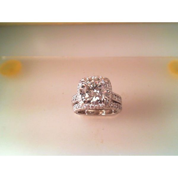Lab-Grown Diamond Rings Diamonds Direct St. Petersburg, FL