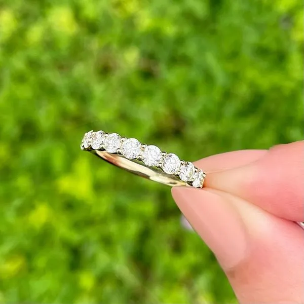 14KY 1.00ctw Round Diamond Wedding Band Image 2 Diamonds Direct St. Petersburg, FL