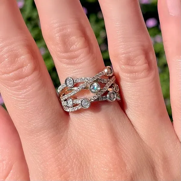 14K Two-Tone 0.88ctw Diamond Fashion Ring Image 2 Diamonds Direct St. Petersburg, FL