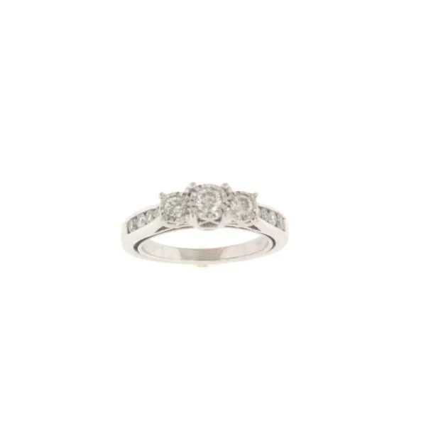 Engagement Ring Diamond Showcase Longview, WA