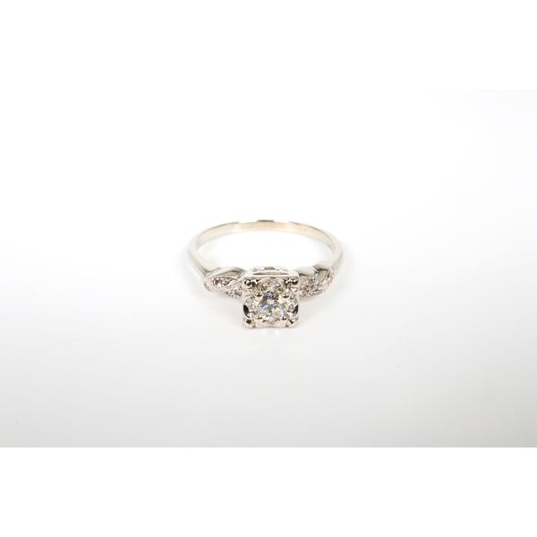 Engagement Ring Diamond Showcase Longview, WA