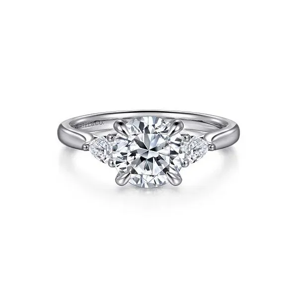 Ring Diamond Showcase Longview, WA