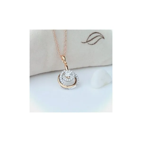 Pendant Diamond Showcase Longview, WA