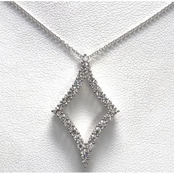 Pendant Diamond Showcase Longview, WA