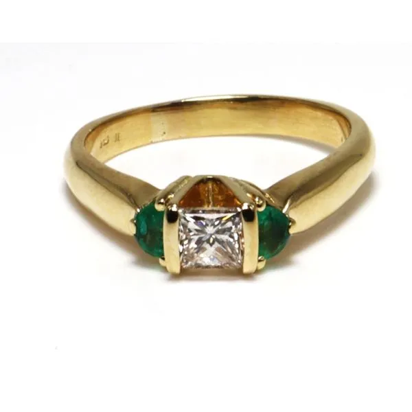 Fashion Ring Diamond Showcase Longview, WA