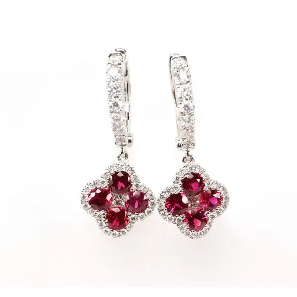 Earrings Diamond Showcase Longview, WA