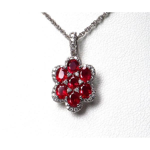 Pendants Diamond Showcase Longview, WA