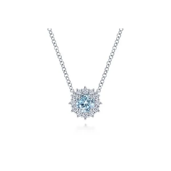 Necklace Diamond Showcase Longview, WA