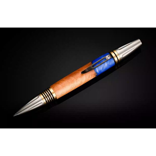 William Henry Studio Diamond Showcase Longview, WA