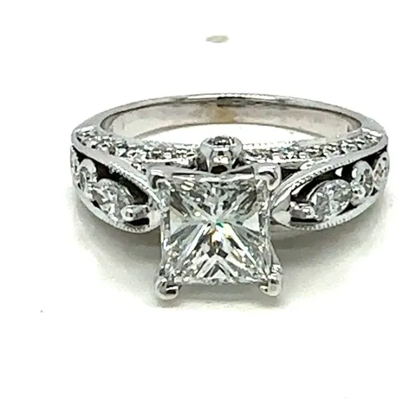 Diamond Engagement/Set and Semi-Mounts Di'Amore Fine Jewelers Waco, TX