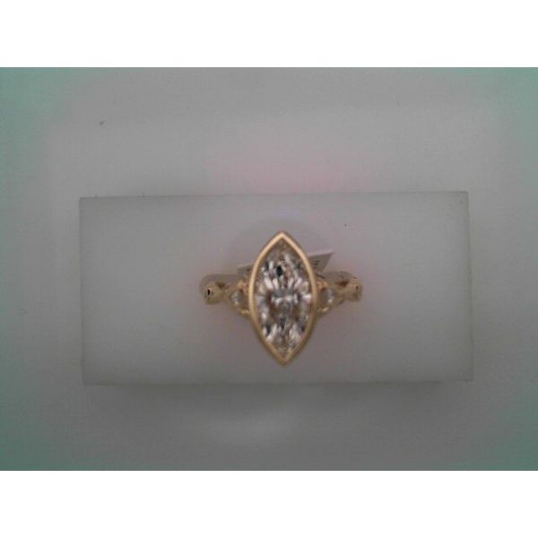 Lab Grown Diamond Engagement Rings Dickinson Jewelers Dunkirk, MD