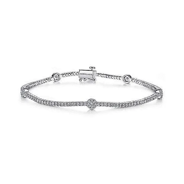 14k White Gold Diamond Tennis Bracelet Dickinson Jewelers Dunkirk, MD
