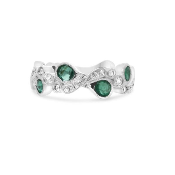14k White Gold Emerald Ring Dickinson Jewelers Dunkirk, MD