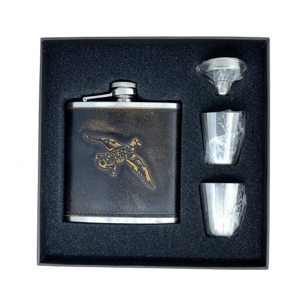 4-Piece Flask Box Set Dickinson Jewelers Dunkirk, MD