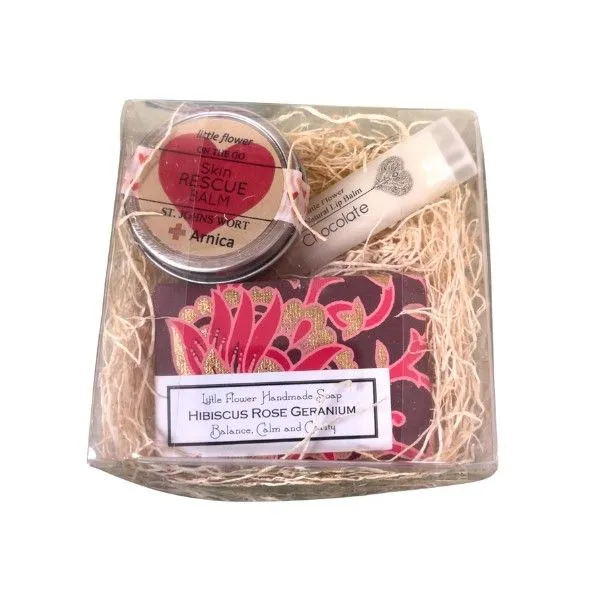 Boutique Gifts Valentines Day Medium Spa Set Dickinson Jewelers Dunkirk, MD