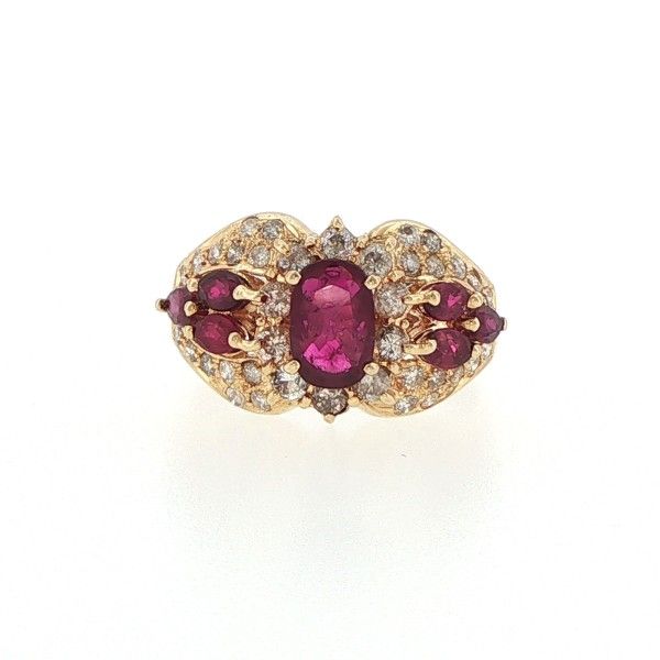 18K Yellow Gold Ruby and Diamonds Ring Dickinson Jewelers Dunkirk, MD
