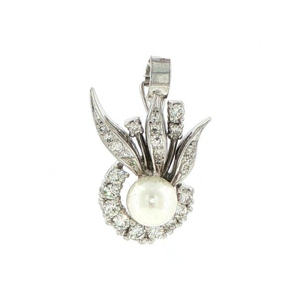 14K White Gold Diamond and Pearl Pendant Dickinson Jewelers Dunkirk, MD