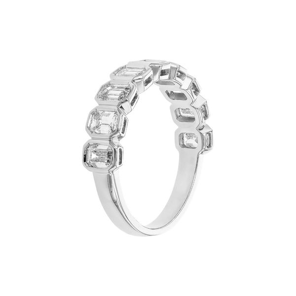 Wedding Band Image 3 Diny's Jewelers Middleton, WI