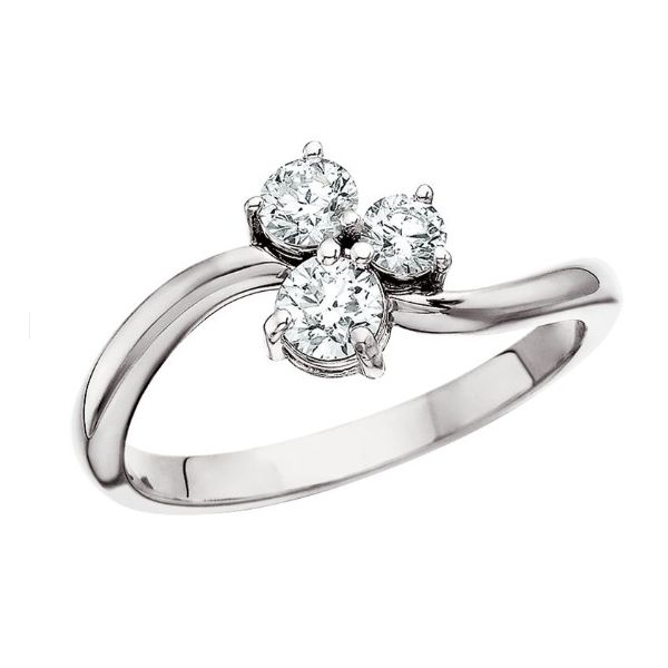 14KW 3 stone Diamond Ring Diny's Jewelers Middleton, WI
