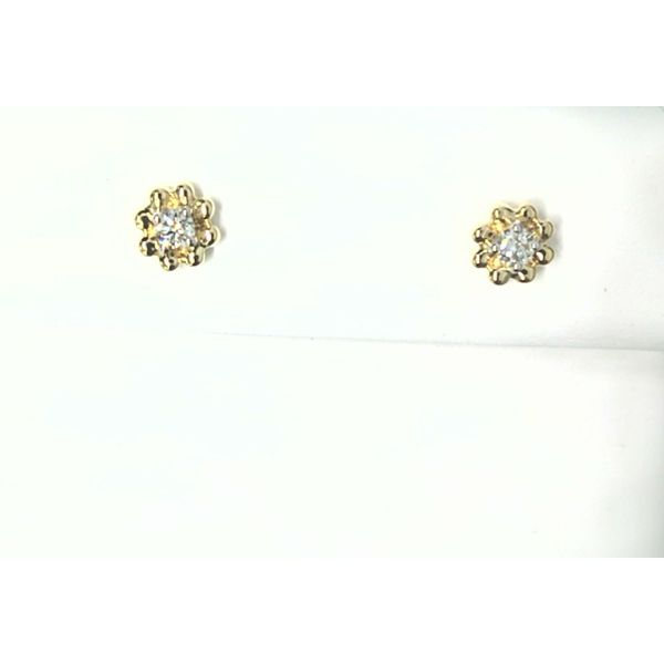 10KY Petite Dia Stud ER 2RD.07ctw I1 HI Beaded Diny's Jewelers Middleton, WI