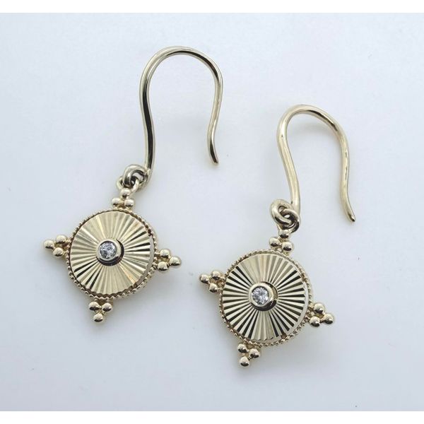 Earrings Diny's Jewelers Middleton, WI