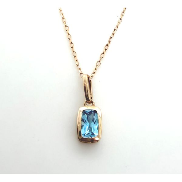 10KY Blue Topaz Pdt 18