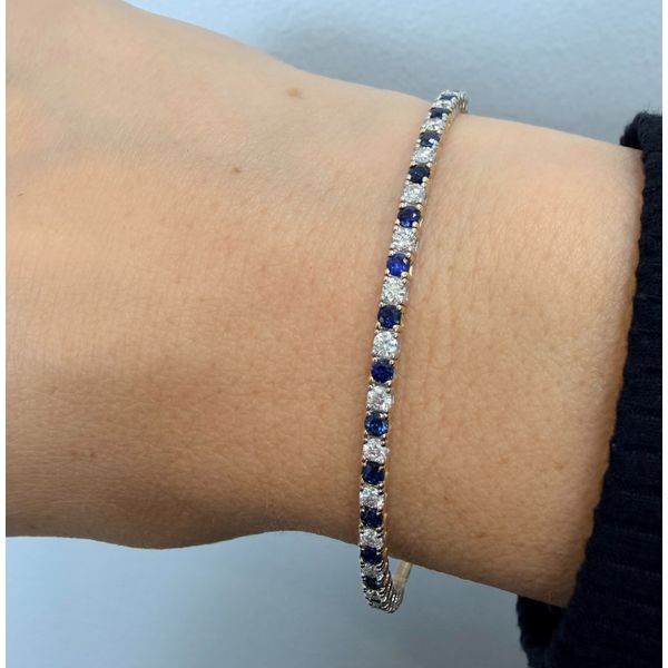 Bracelet Diny's Jewelers Middleton, WI