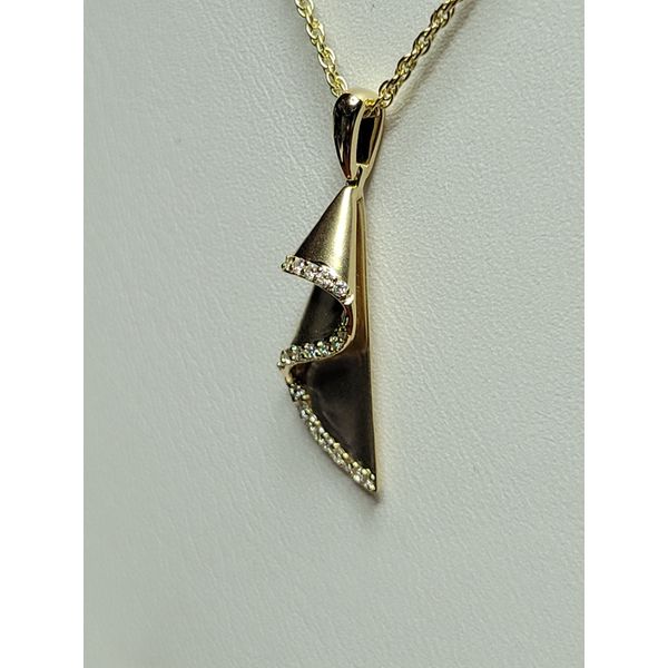 Necklace Image 2 Dolabany Jewelers Westwood, MA