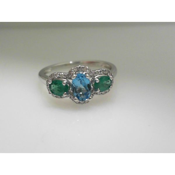 Gemstone Ring Doland Jewelers, Inc. Dubuque, IA