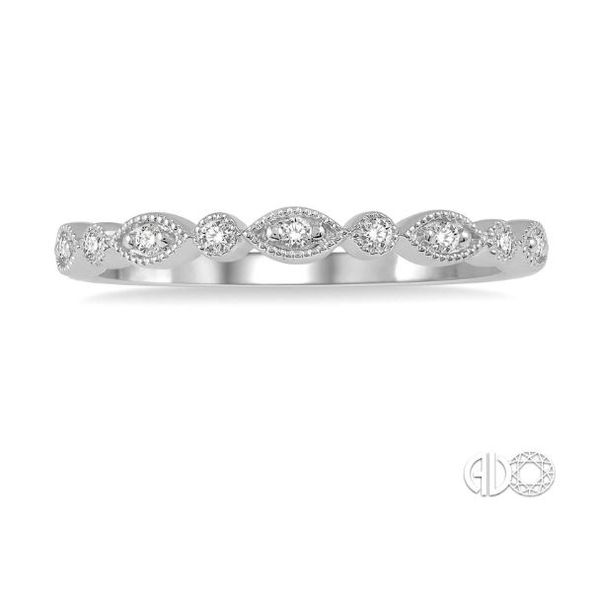 Wedding Band Doland Jewelers, Inc. Dubuque, IA