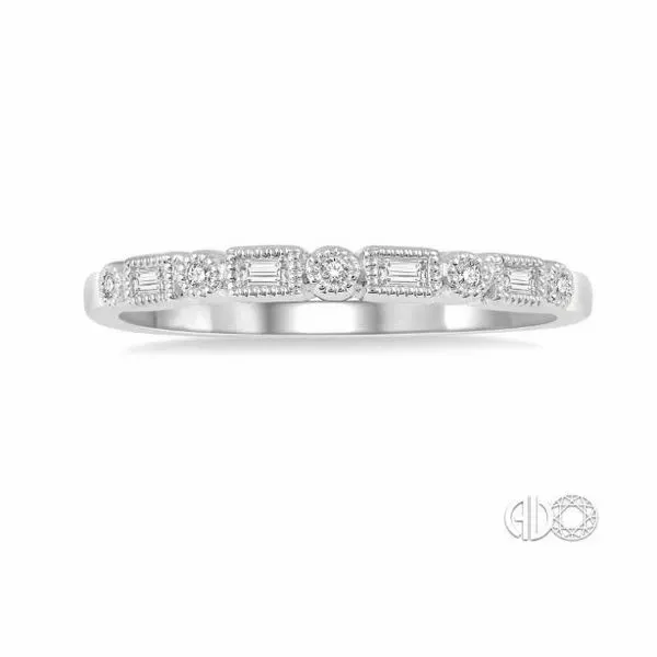 Wedding Band Doland Jewelers, Inc. Dubuque, IA